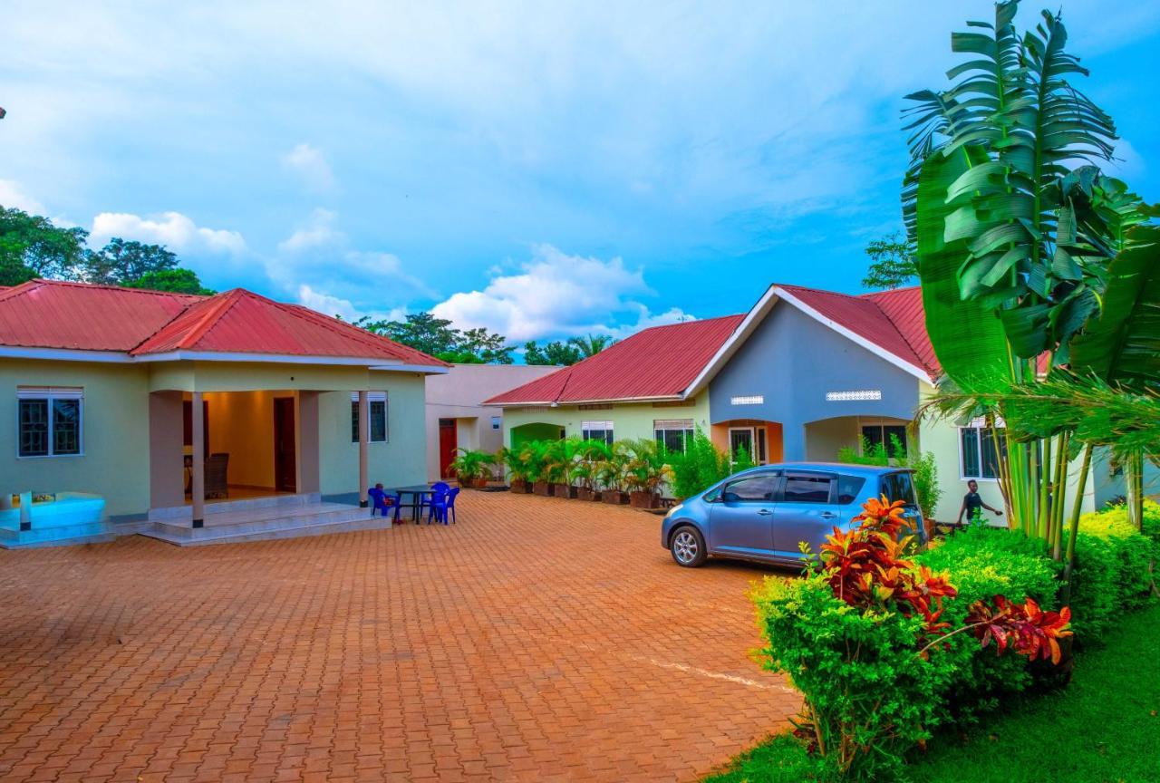 Airport Unique Hotel Entebbe Luaran gambar