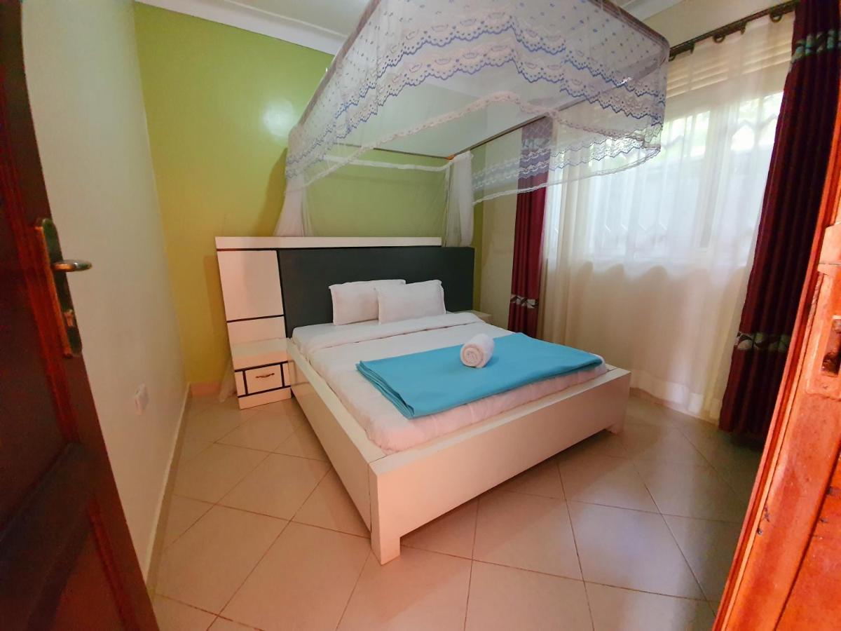 Airport Unique Hotel Entebbe Luaran gambar
